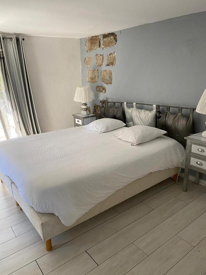 Bed and Breakfast Le Moulin De Pommeuse Екстер'єр фото