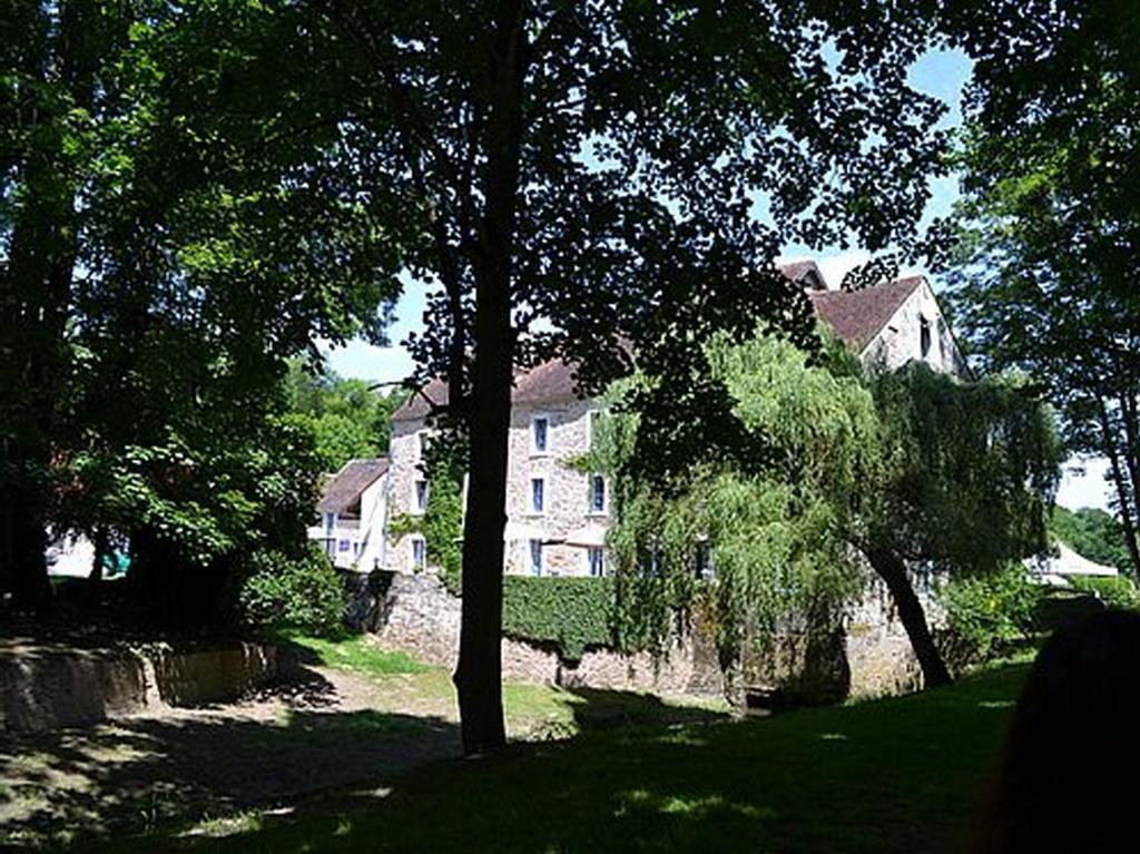 Bed and Breakfast Le Moulin De Pommeuse Екстер'єр фото