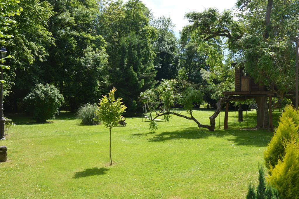Bed and Breakfast Le Moulin De Pommeuse Екстер'єр фото