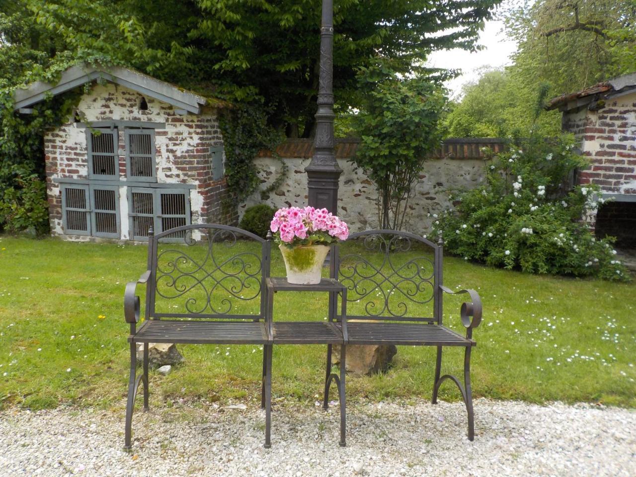 Bed and Breakfast Le Moulin De Pommeuse Екстер'єр фото